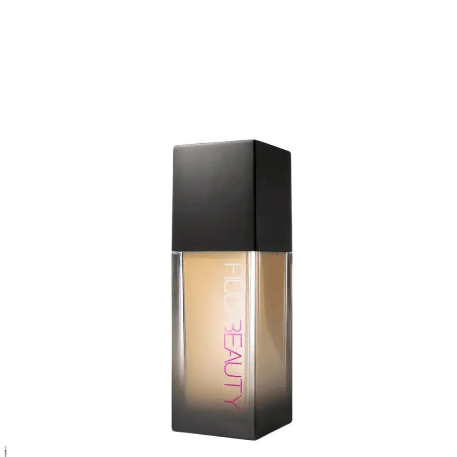 HUDA BEAUTY FAUCFILTER FOUNDATION IN MILKSHAKE (100B) - 35ml